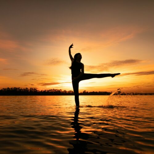 Peaceful Presence: Relaxation Music with Voice Guidance